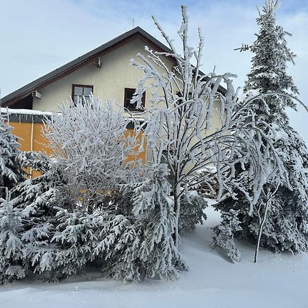 Srdecni Zalezitost Bozi Dar Villa Bagian luar foto